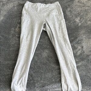 90 Degree By Reflex Gray Leggings with Elastic Waistband and Tapered Fit